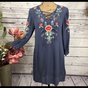 Umgee Fliral embroidered tunic-small